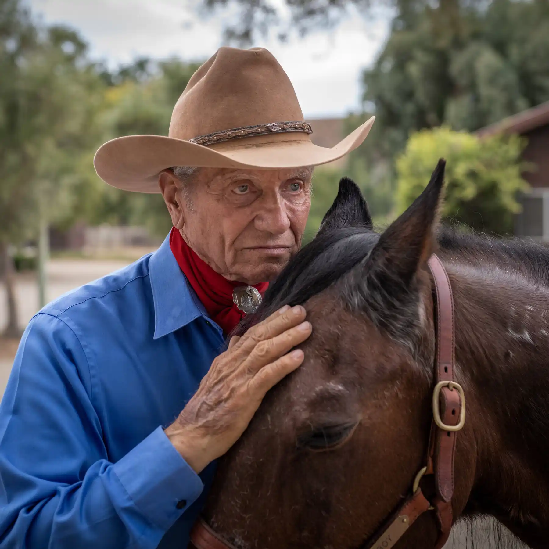 Monty Roberts, l'Original "Chuchoteur de Chevaux", Décède à 91 Ans