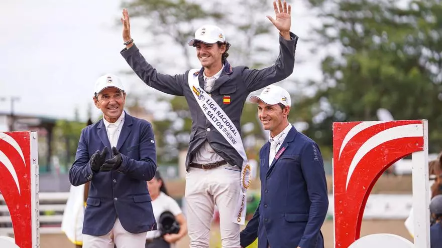 Ortiz Agüera y González de Zárate brillan en Gijón
